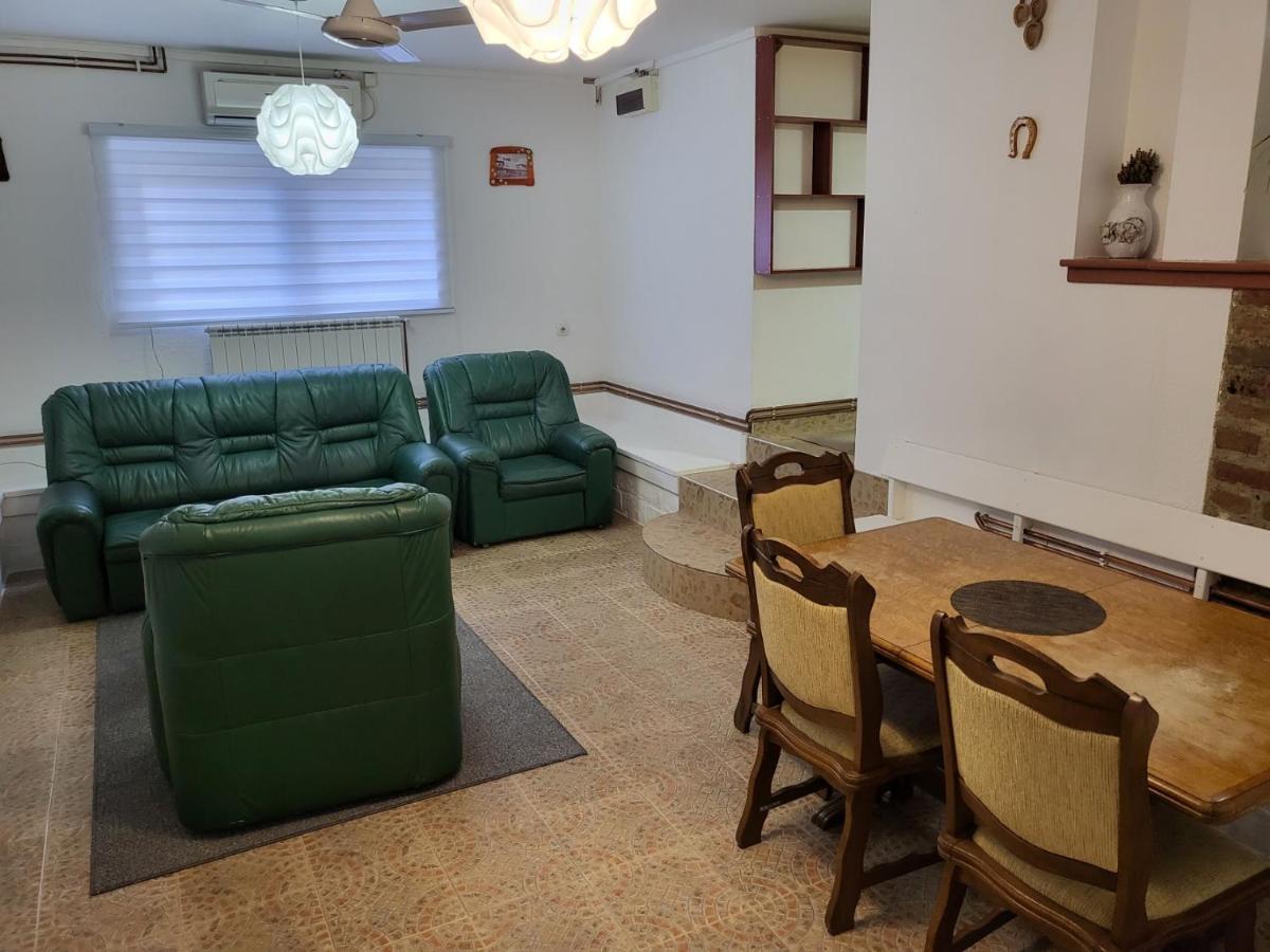 Dorsi Belgrado Exterior foto